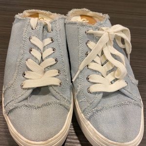 Dolce Vita blue Jean sandals